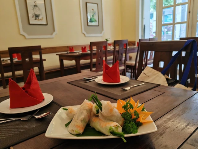 Viet Village - Đinh Tiên Hoàng