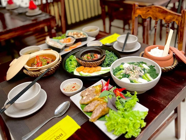 Viet Village - Đinh Tiên Hoàng