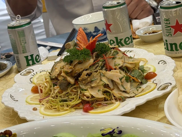 Phố 79 - Phạm Ngọc Thạch