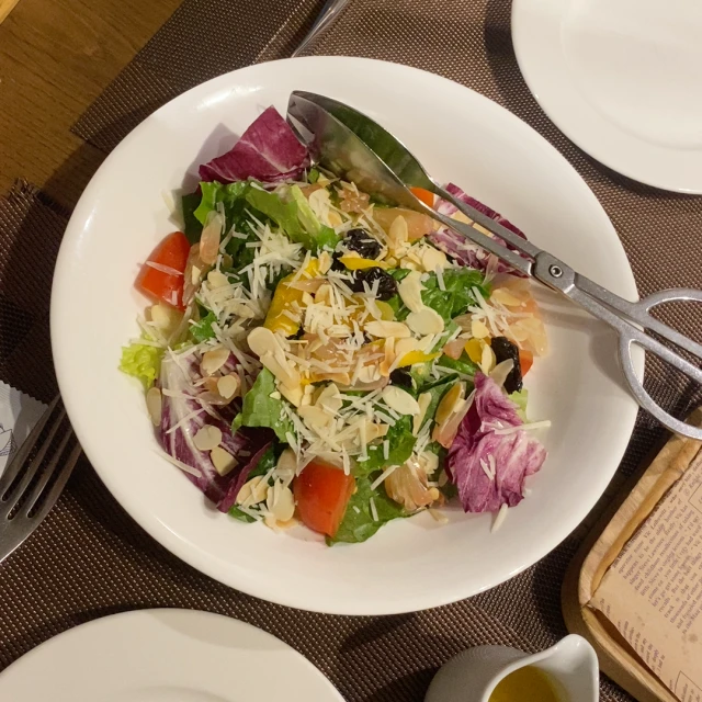 Le Monde Steak - Cao Thắng