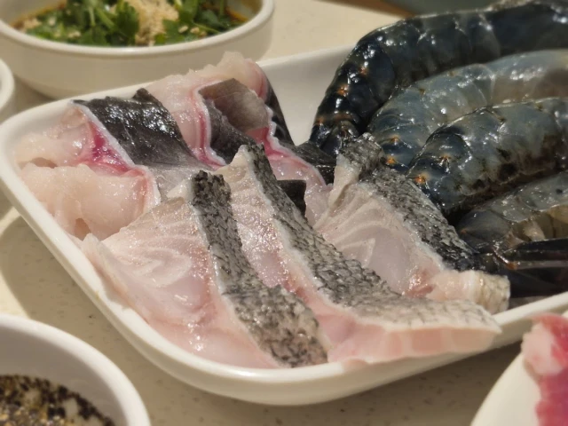 Yuhua - Taiwanese Hotpot Paradise - Hoàng Hoa Thám