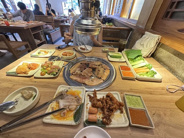 Galbi House – Phan Xích Long