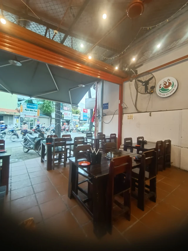 Lẩu Gà Ớt Hiểm 109 - Phạm Ngũ Lão - không gian 2