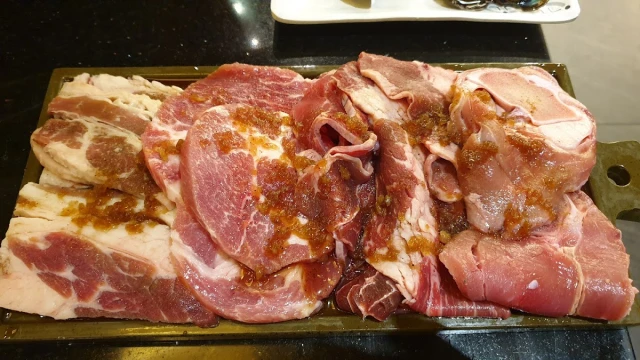 King BBQ Buffet – SC Vivo City