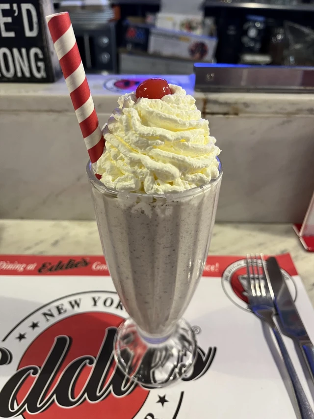 Eddie's - New York Deli and Diner - Thảo Điền