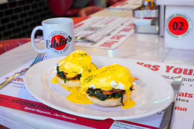 Eddie's - New York Deli and Diner - Thảo Điền
