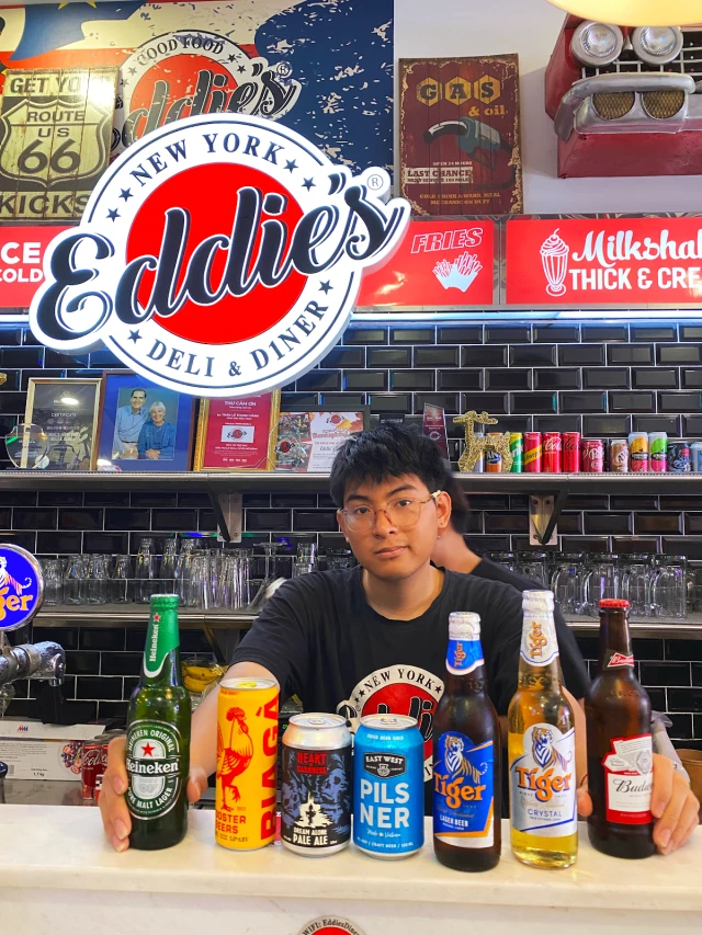 Eddie's - New York Deli and Diner - Thảo Điền - không gian 4