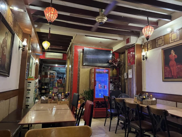 La Table De Saigon – Phạm Ngũ Lão - không gian 1
