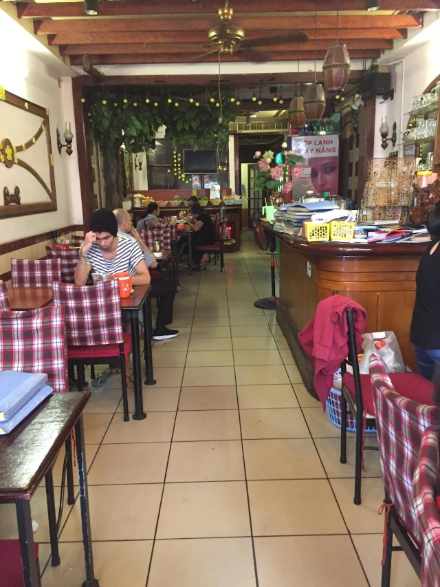 La Table De Saigon – Phạm Ngũ Lão - không gian 4