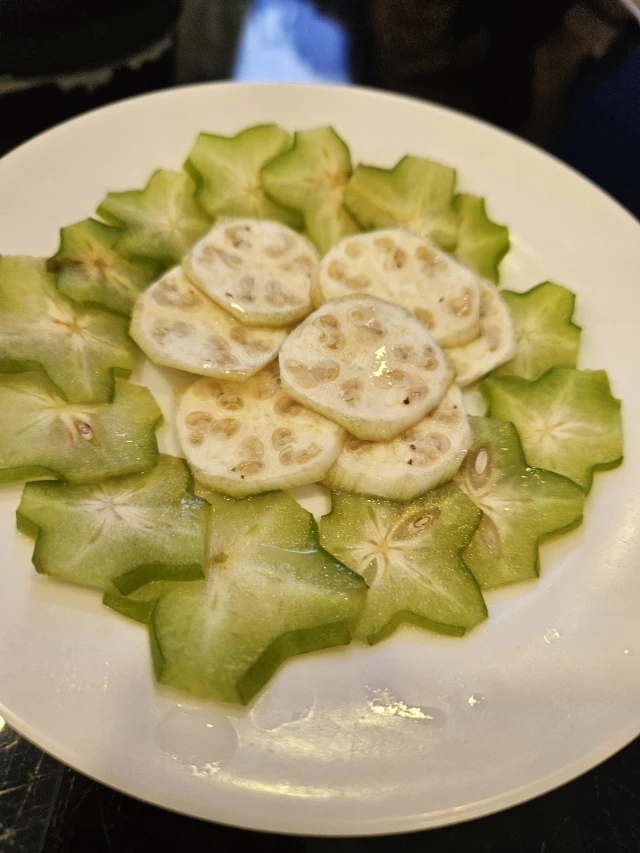 Hoàng Ty – Hoa Mai