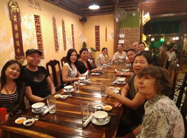 Cơm Xưa – Trần Cao Vân - không gian 2