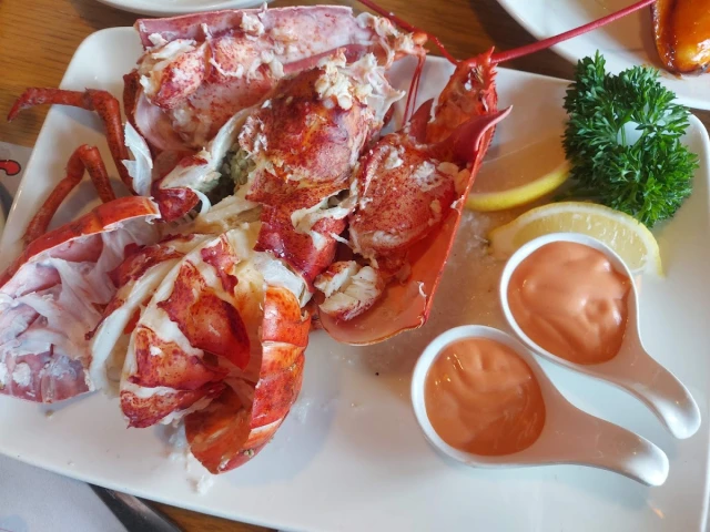 Lobster Bay - Nhà Hàng Hải Sản Kiểu Mỹ - Kỳ Đồng