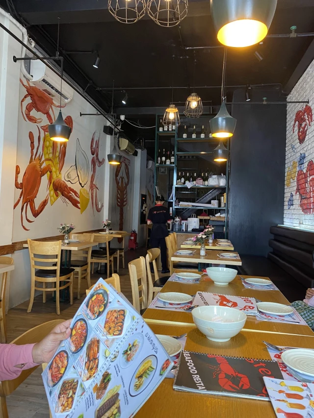 Lobster Bay - Nhà Hàng Hải Sản Kiểu Mỹ - Kỳ Đồng - không gian 6