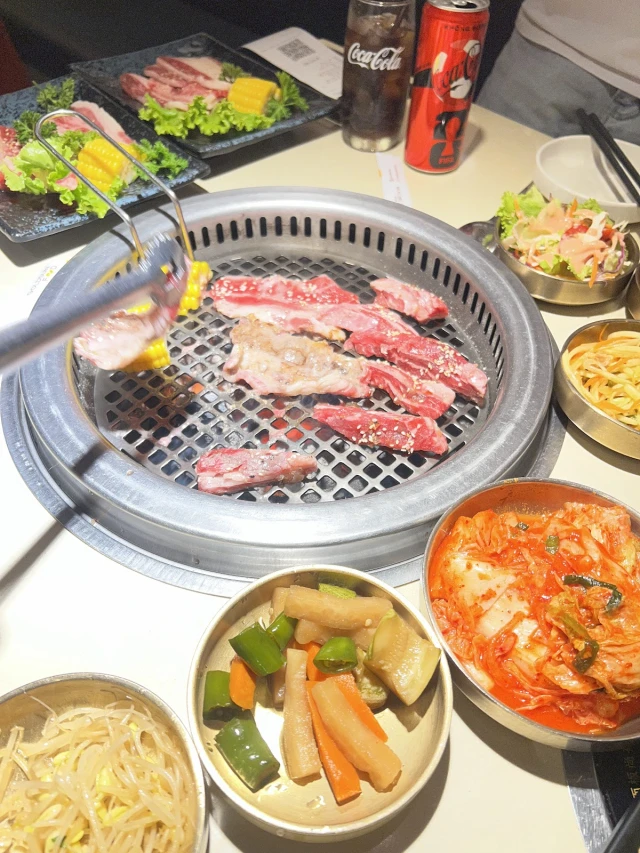 King BBQ Buffet - Lê Văn Sỹ