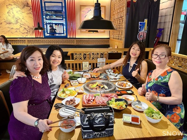 King BBQ - Vincom Lê Thánh Tôn - không gian 2