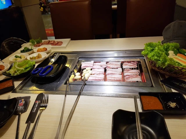 King BBQ - Vincom Lê Thánh Tôn - không gian 3
