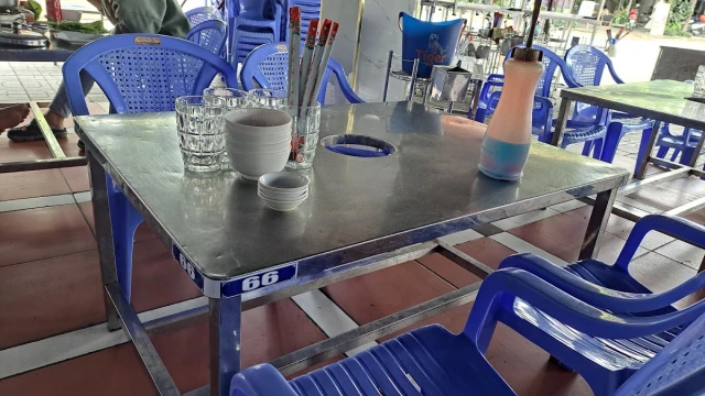 Lẩu Dê 404 – Trung Sơn - không gian 6