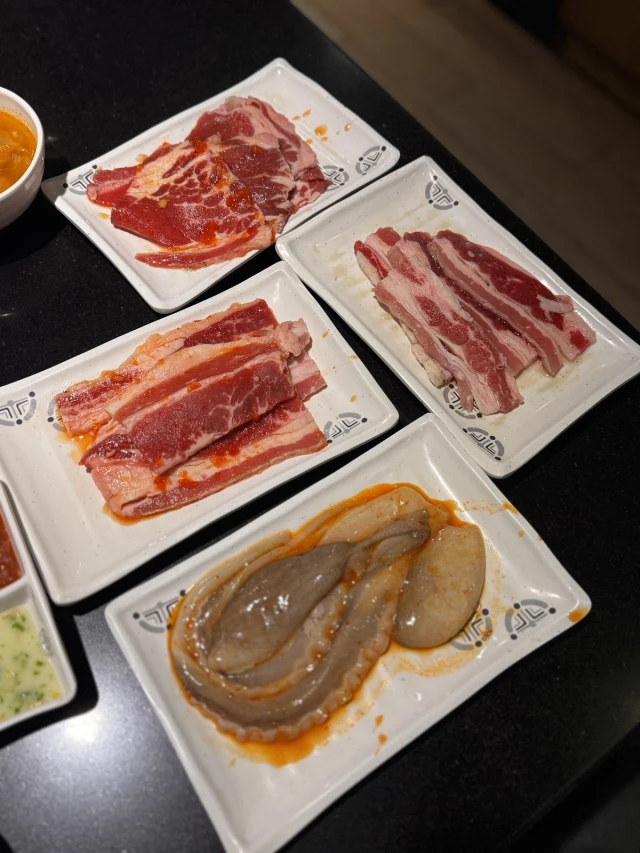 King BBQ Buffet – Vincom Thủ Đức
