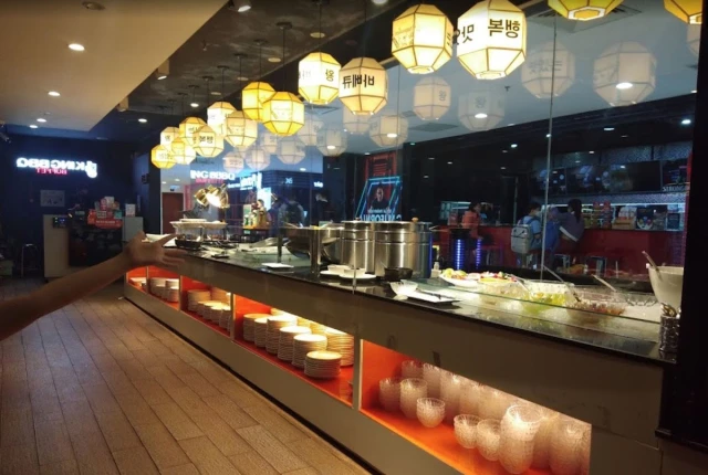King BBQ Buffet – Vincom Thủ Đức - không gian 1