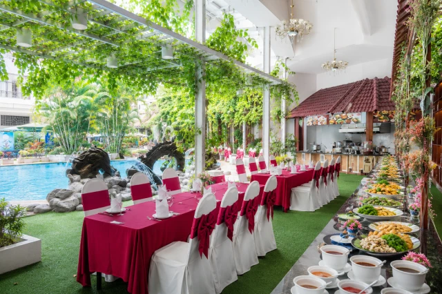 Hoa Viên Đệ Nhất - Hoàng Việt - không gian 1