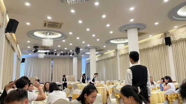 Hoa Viên Đệ Nhất - Hoàng Việt - không gian 4