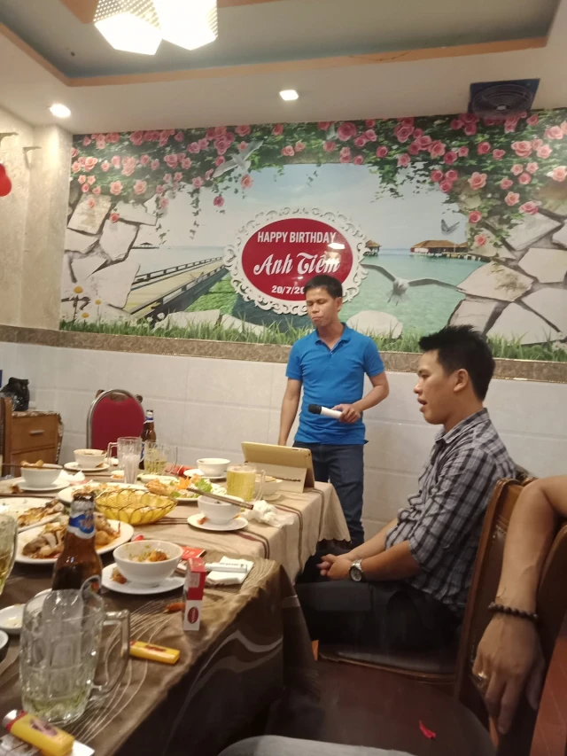 Ẩm Thực 915 - Âu Cơ - không gian 5
