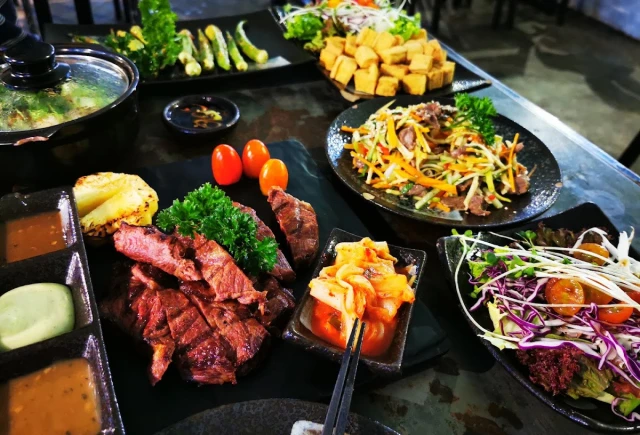 Big Pig BBQ & Beer - Trường Sơn