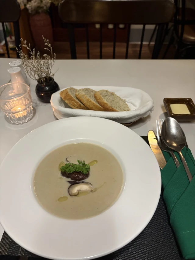 Chef Thiện – French Bistro - Pasteur