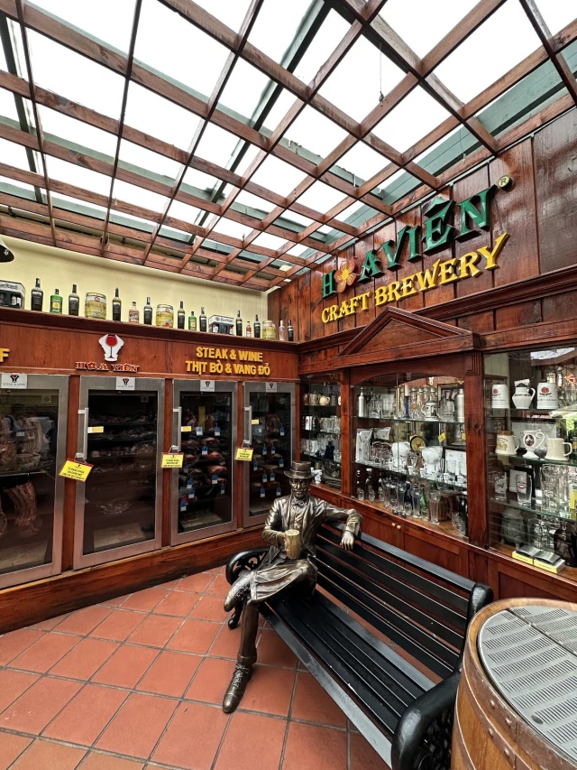 Hoa Viên Craft Brewery - Nguyễn Thị Minh Khai - không gian 3