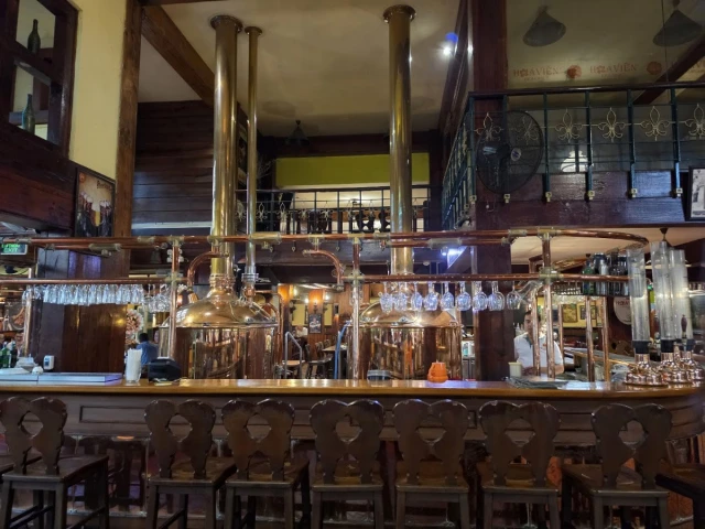 Hoa Viên Craft Brewery - Nguyễn Thị Minh Khai - không gian 5