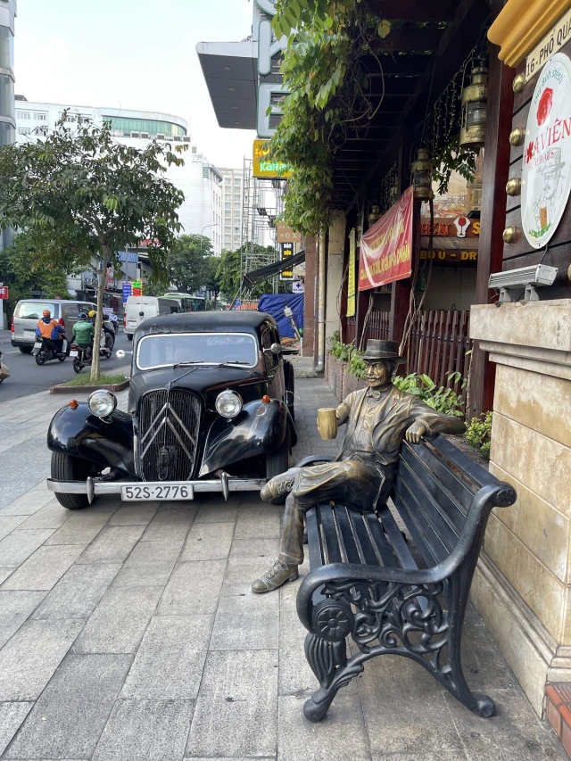 Hoa Viên Karaoke – Phổ Quang - không gian 5