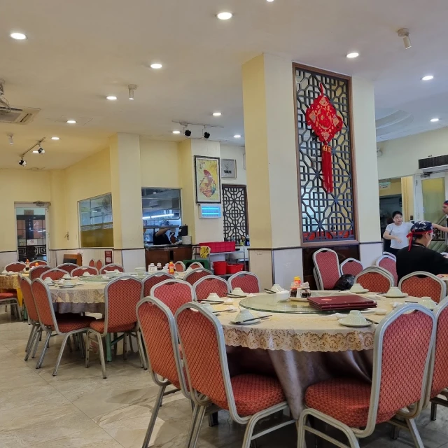 Saigon 3 - Tú Xương - không gian 3