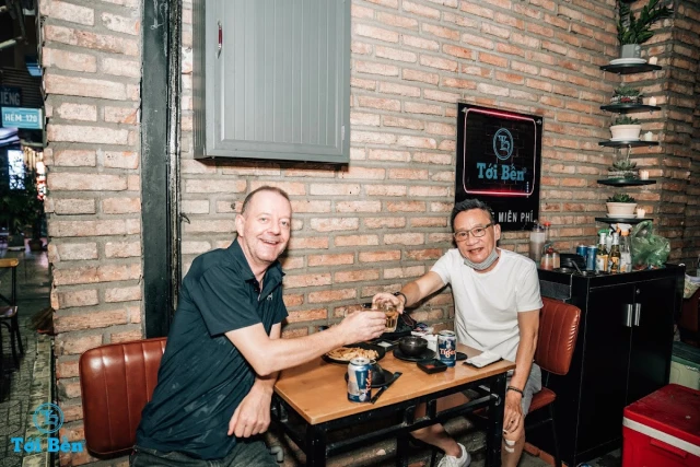 Quán Tới Bến - Bến Vân Đồn - không gian 4