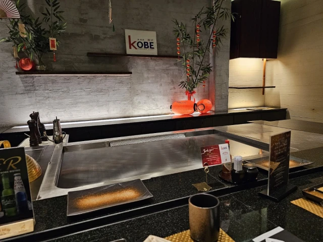 Kobe Teppanyaki - Lý Tự Trọng - không gian 6