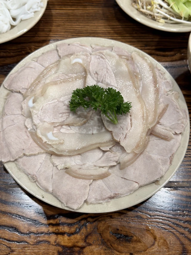 Hoàng Ty - Mạc Đĩnh Chi