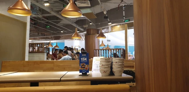 Chảo Cá - Crescent Mall - không gian 2