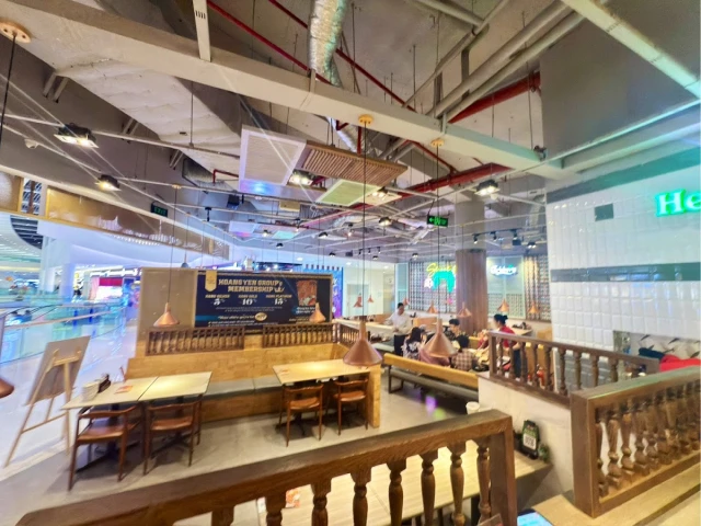 Chảo Cá - Crescent Mall - không gian 4