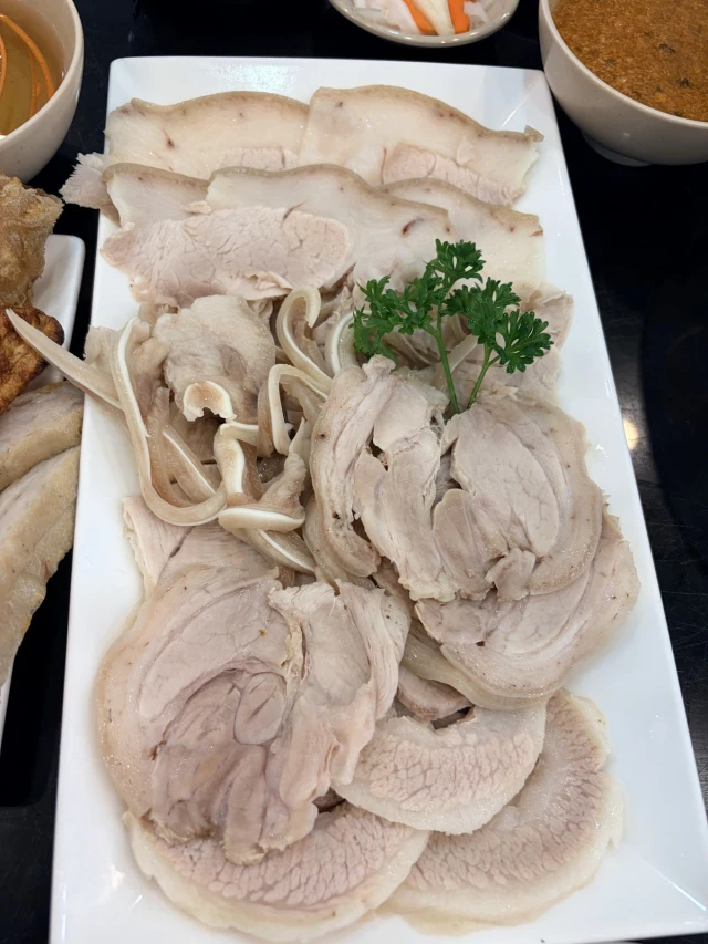 Hoàng Ty - Trương Quốc Dung