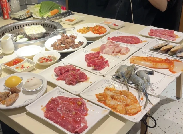 King BBQ Buffet - Vạn Hạnh Mall