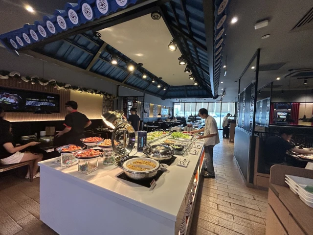 King BBQ Buffet - Vạn Hạnh Mall - không gian 1