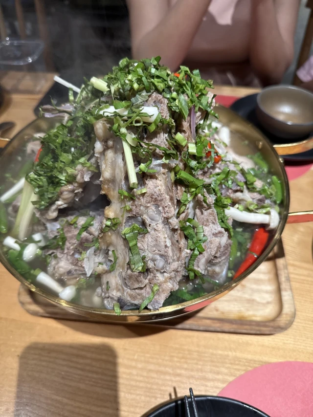 Chang - Hoàng Hoa Thám