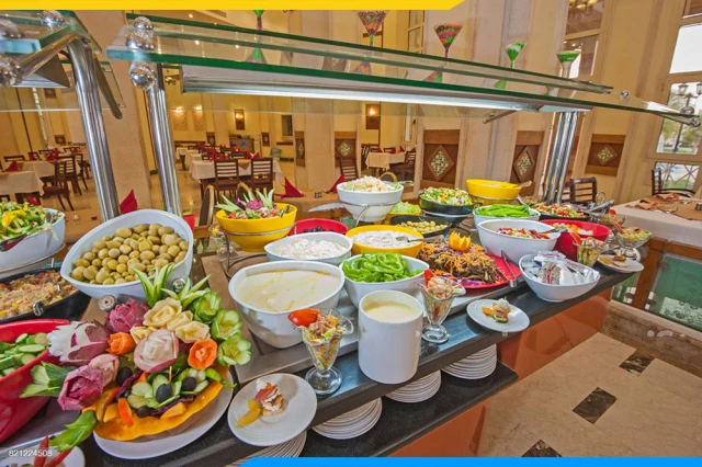 Maison Mận-Đỏ Restaurant - Trần Nhật Duật