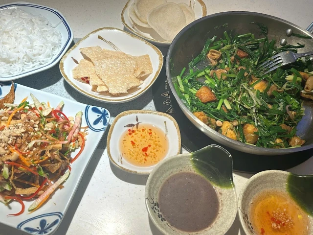 Chảo Cá - Vạn Hạnh Mall