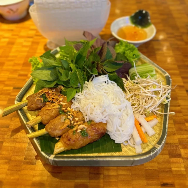 Trống Cơm - Crescent Mall