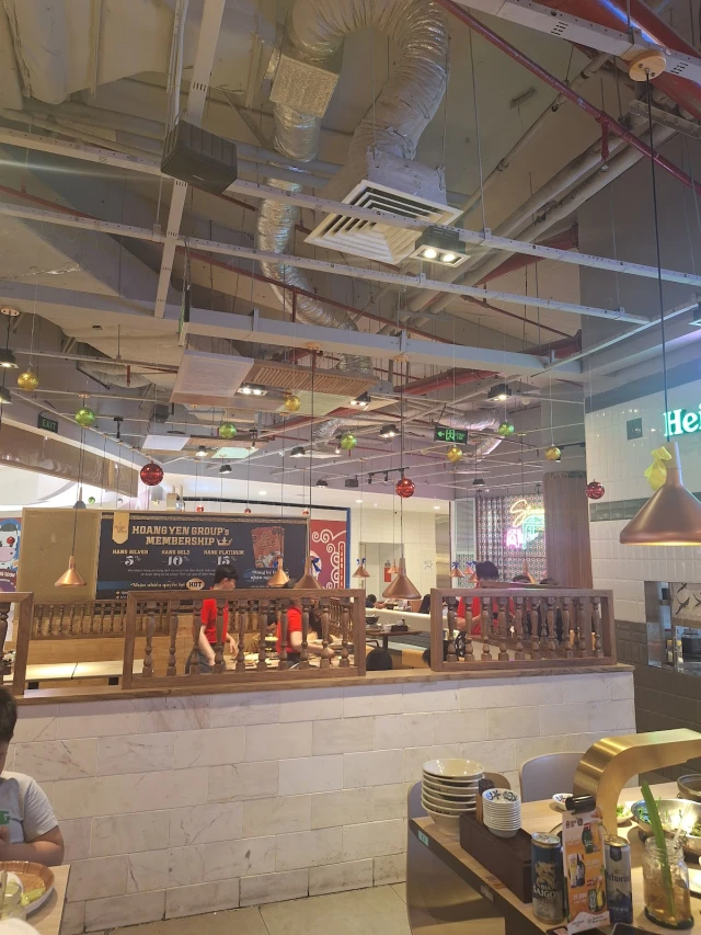 Trống Cơm - Crescent Mall - không gian 5