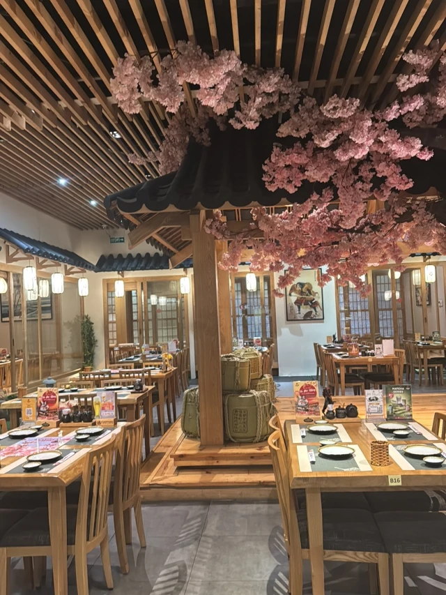 Saiko Sushi - Hai Bà Trưng - không gian 3