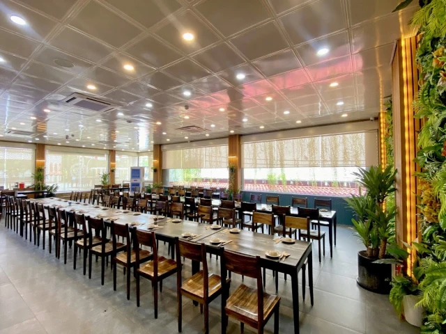 Hoàng Ty - Trần Não - không gian 1