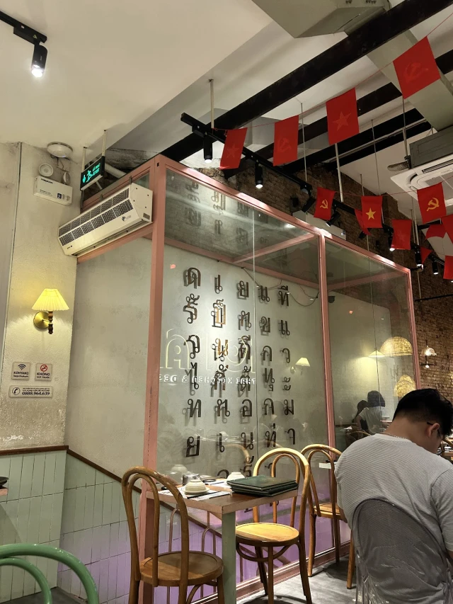 Bếp Thái Koh Yam - Hồ Tùng Mậu - không gian 2