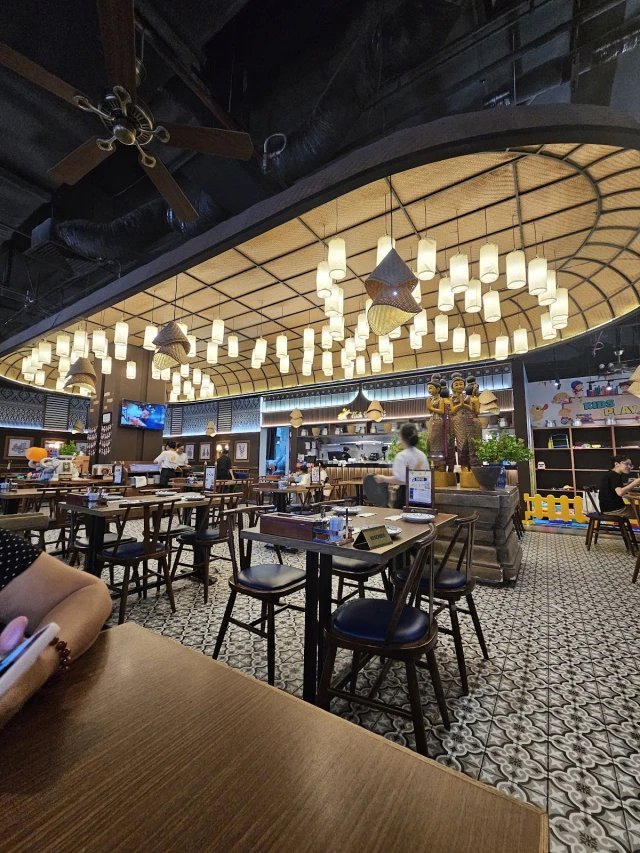Thai Market - Giga Mall - không gian 1