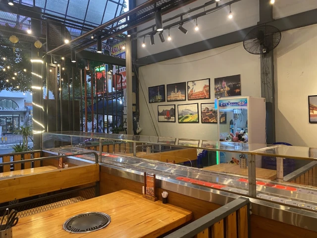 Yaki Yaki Yo - Buffet nướng lẩu băng chuyền - Tây Thạnh - không gian 5